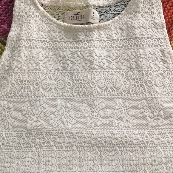 Hollister Crop Top - Picture 5 of 11